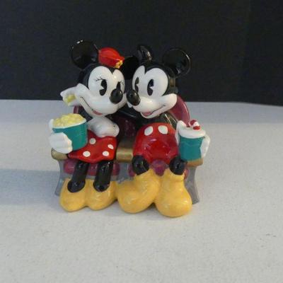 Vintage 1970s Disney Mickey & Minnie Mouse "At the Movies" Ceramic Figurine