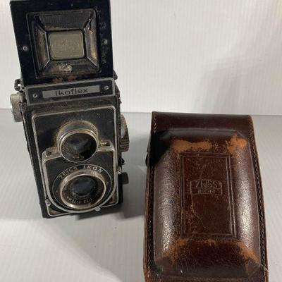 HKT006 Vintage Zeiss Ikon Ikoflex Camera w/ Tessar 75mm F3.5 Lens