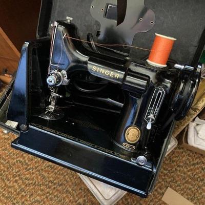 Singer Mini Sewing Machine #221