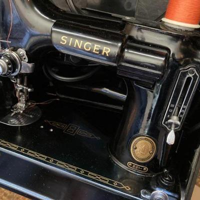 Singer Mini Sewing Machine #221