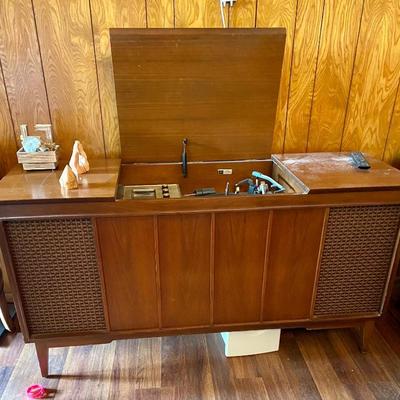 Vintage stereo, needs work