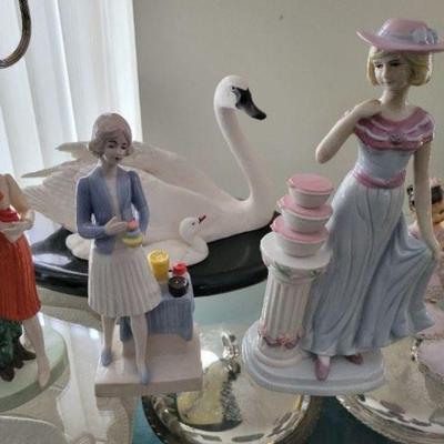 Tupperware Lady figurines 
