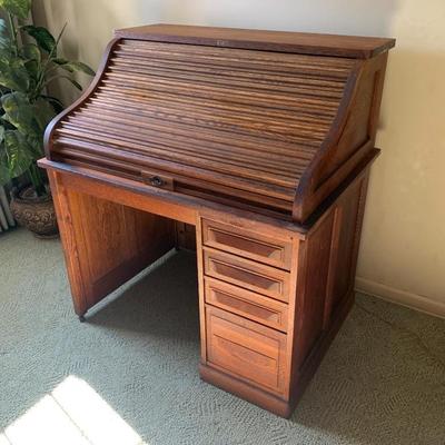 Antique oak rolltop desk
