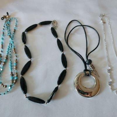 Misc Costume Necklaces 