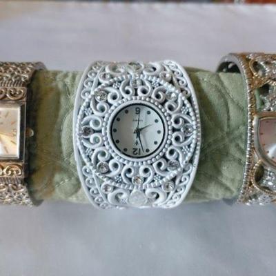 Costume Ladies Wrist Watches 
