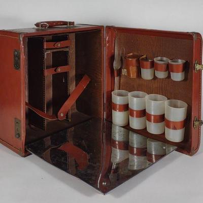 Vintage Maximillian Travel Bar Suit Case Set