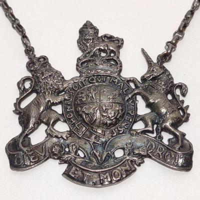 Stieff Sterling British Coat of Arms Necklace