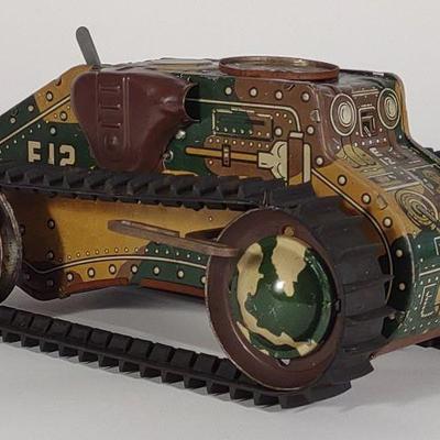 Marx E12 Wind Up Tin Climbing Tank Toy (Works)