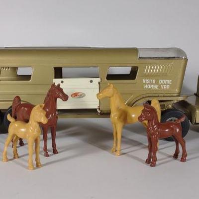 Structo Vista Dome Horse Van Truck w/ Horses