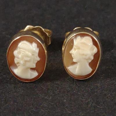 14K Yellow Gold Cameo Earrings