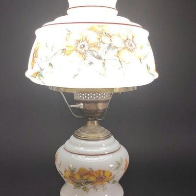 Quoizel Yellow Rose 3 Way Hurricane Lamp (works)