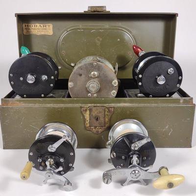 5 Vintage Fishing Reels (Penn, OC, Pflueger)