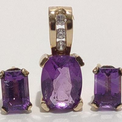 10K Gold Amethyst & CZ Pendant & Earring Set
