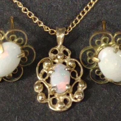 14K Gold Opal Pendant & Opal Earrings (Read Info)