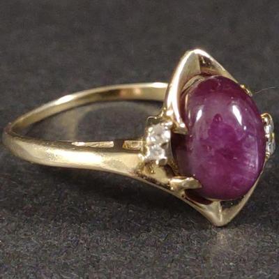 10K Gold Star Ruby Cabochon Ring w/ Diamonds
