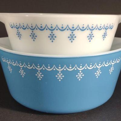 Pair of Pyrex Snowflake Blue Casseroles