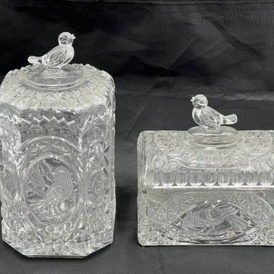 Hofbauer Byrdes Crystal Containers With Lids
Heavy. Lovely weight. Tall container has small chip in lid corner, as shown.