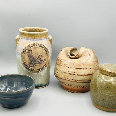 (4) Gorgeous Pieces Of Pottery
