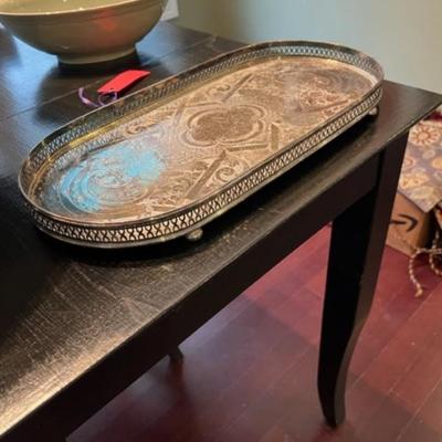 Gallery tray