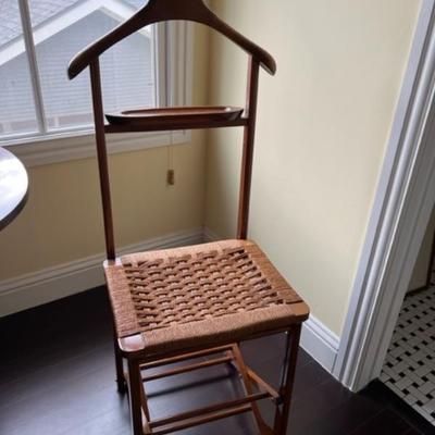 Valet/foldable