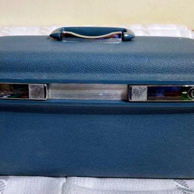 Samsonite Vintage Travel Makeup Suitcase