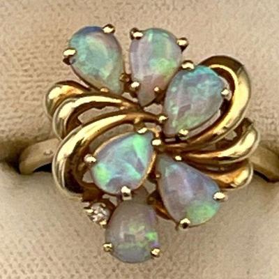 HTS510-Beautiful 14k Gold Opal Ring