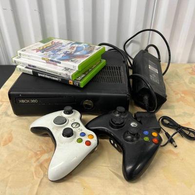 HTS422- XBox 360 Console with Accessories & Games