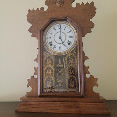 very nice mantle clock