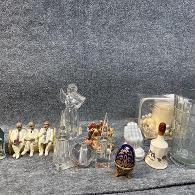 Assorted Decor Items