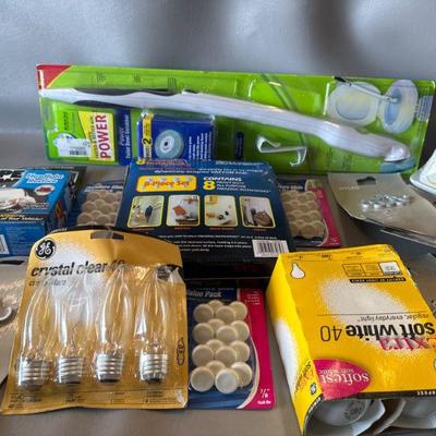 Household Lighting, Cleaning, and Hanging Lot