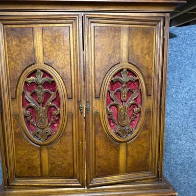 Tall 5 Drawer Dresser