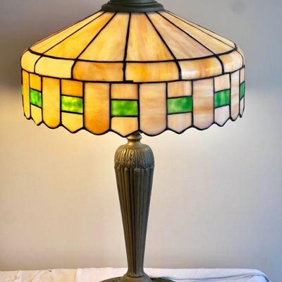 Elegant Earth Tone Tiffany Style Lamp With Bronze Base
