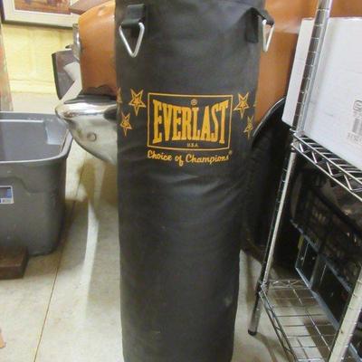 EVERLAST PUNCHING BAG CHOICE OF CHAMPIONS