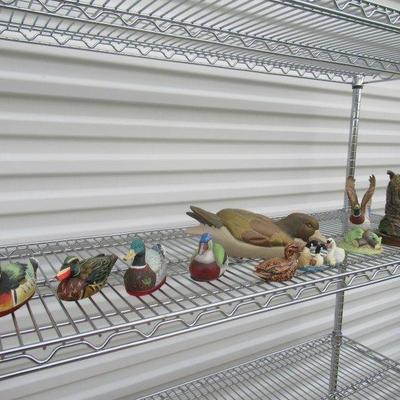 CONTEMPORARY DECORATIVE ITEMS