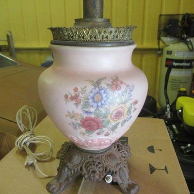ANTIQUE KEROSENE LAMP ELECTRIFIED