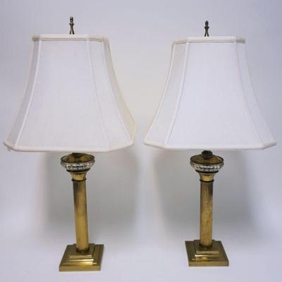 1052	PAIR OF BRASS FLUTED COLUMN TABLE LAMPS W/GLASS FONTS, APPROXIMATELY 29 IN HIGH

