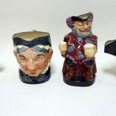 1165	LOT OF 4 ROYAL DOULTON TOBY JUGS, ARGEST APPROXIMATELY 9 IN
