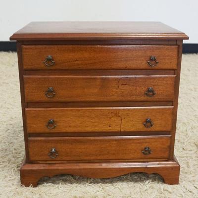 1238	4 DRAWER WALNUT MINIATURE CHEST, APPROXIMATELY 18 IN X 12 IN X 18 IN H
