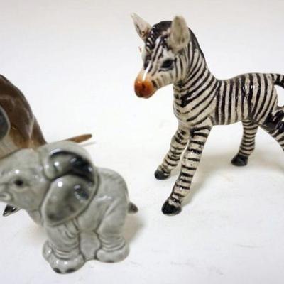 1137	GOEBEL ANIMAL  FIGURINES, LOT OF 6 INCLUDING KANGAROO, ZEBRA, ETC. TALLEST APPROXIMATELY 5 IN H
