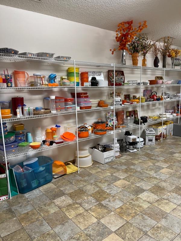 ROSE CREEK ESTATE SALE Presented by Triple J Estate Sales