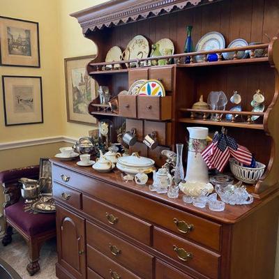 Early American Maple Hutch