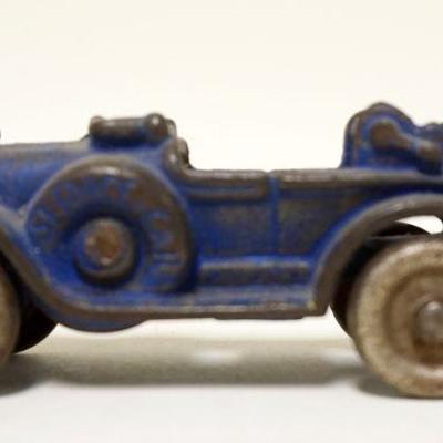 1114	ANTIQUE CAST IRON HUBLEY TOY TOW TRUCK, APPROXIMATELY 2 IN X 5 IN X 2 IN HIGH
