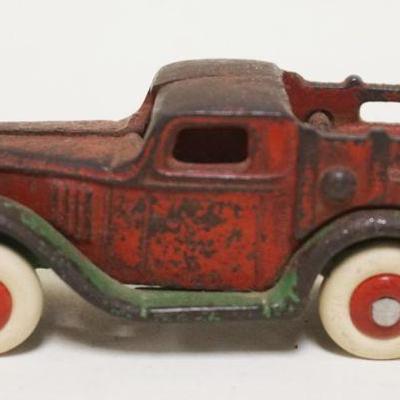 1170	ANTIQUE CAST IRON TOY TRUCK, APPROXIMATELY 4 IN LONG X 1 1/2 IN HIGH
