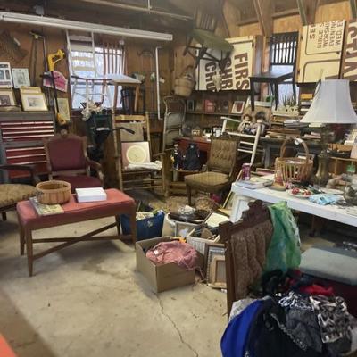 Estate sale photo