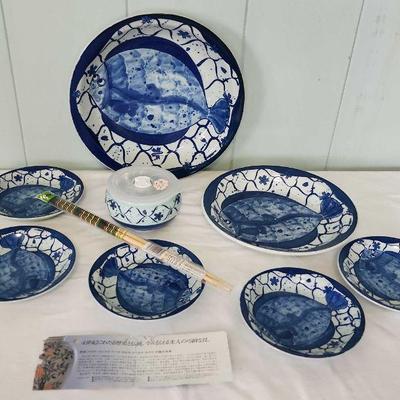 WHT058 - Blue And White Fish Themed Serving Ware 
