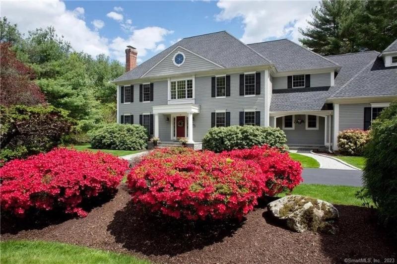 Fantastic West Simsbury estate sale!