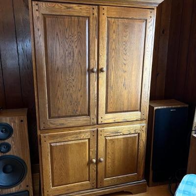 Oak entertainment center $195