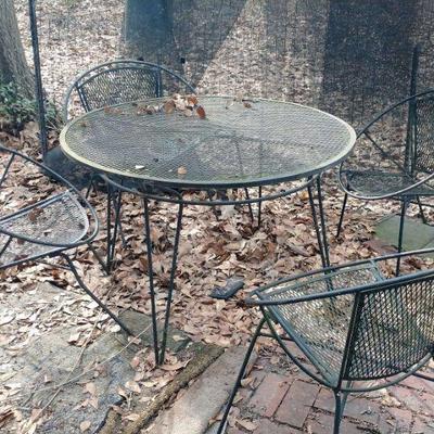 "Estate of Anne Lattimore" in Aiken, SC Starts Closing Mon 3/6 8pm. Pickup: Wed 3/8 2-6pm. Please click here to see more...