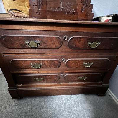 Solid wood chest