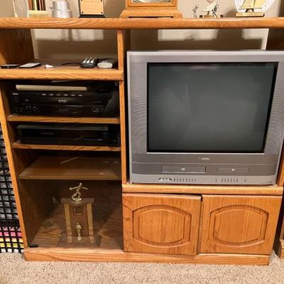 This item is available for PRESALE.  Please text photo to 760-668-0554 to purchase.  We accept Zelle 
ENTERTAINMENT CENTER $25